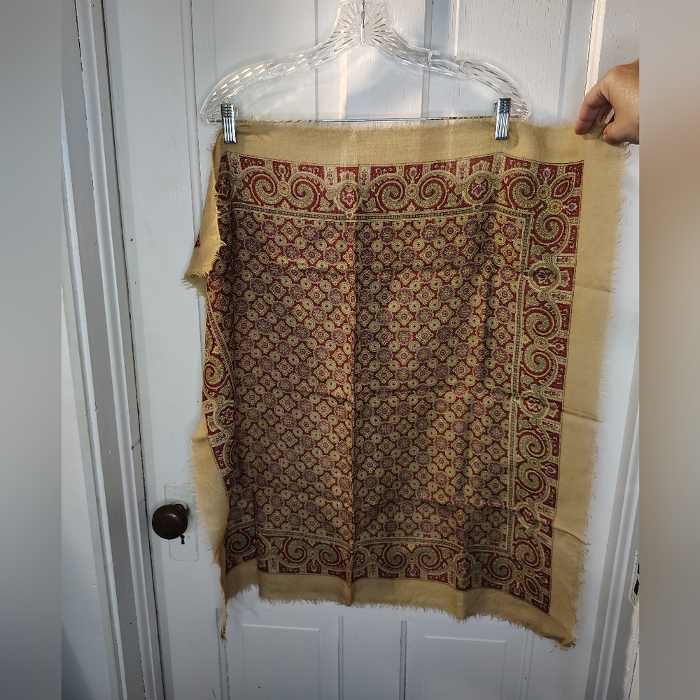 Vintage Scarf 🎂🎁